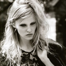 Lara Stone